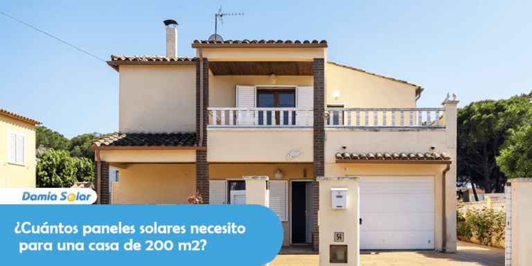 Cuántos paneles solares necesito para una casa de 200 m2?